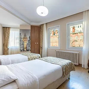 verificați disponibilitatea